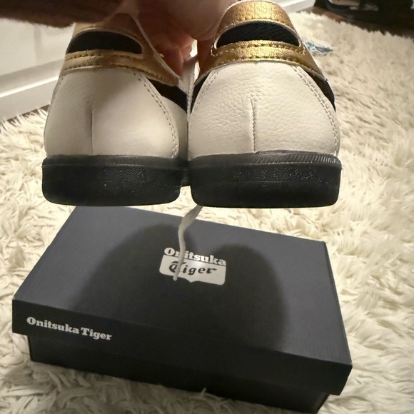 Onitsuka Tiger Tokuten White Black Gold NWT - Picture 8 of 13